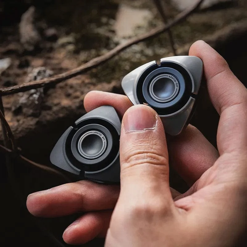 Bit-04 Tri Fidget Spinner - Image 5