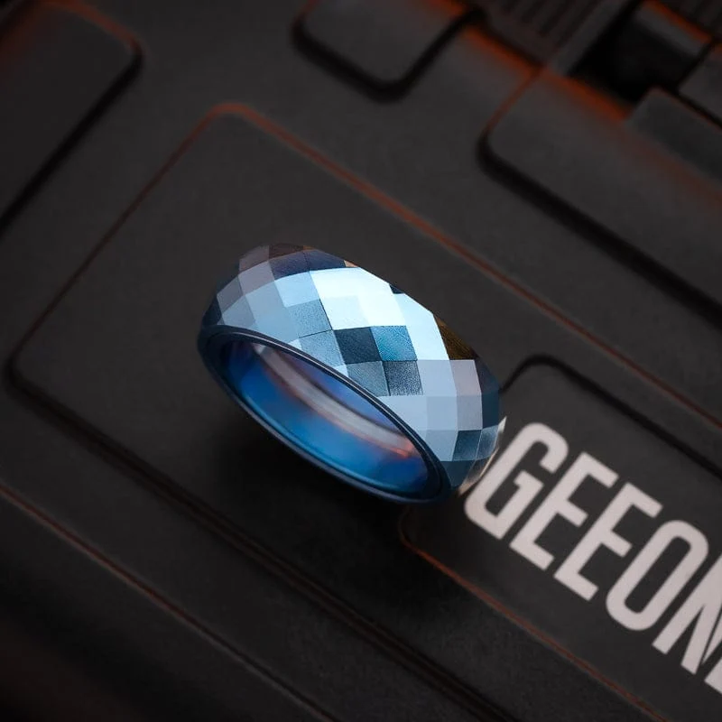 Pig Ring (silver diamond) - Image 8